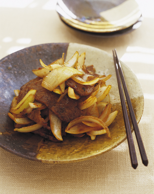 牛肉と玉ねぎの炒め物、メープル風味