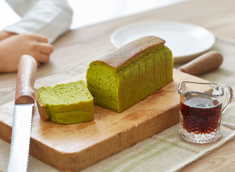 メープルほうれん草生米パン