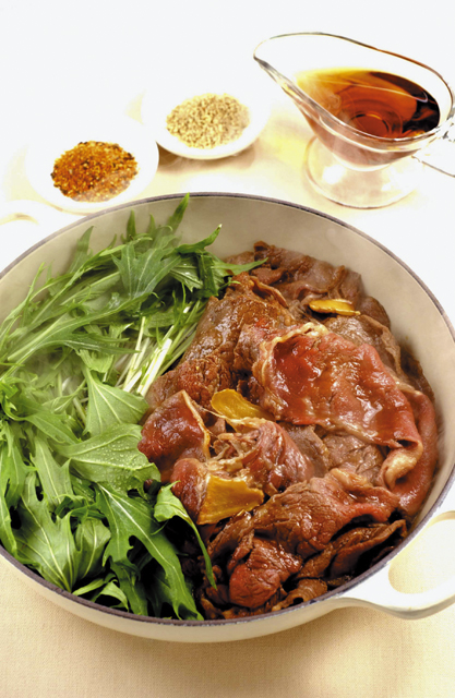 牛肉のすきやき風 メープルシロップ風味 水菜添え